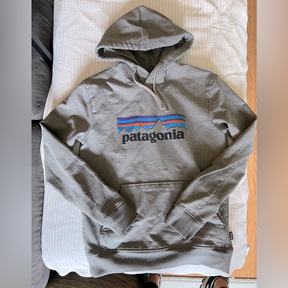 Patagonia P-6 Uprisal Hoody, Gravel Heather, women’s small